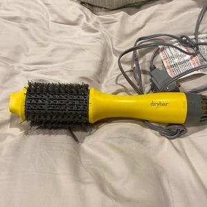 Drybar styling brush
